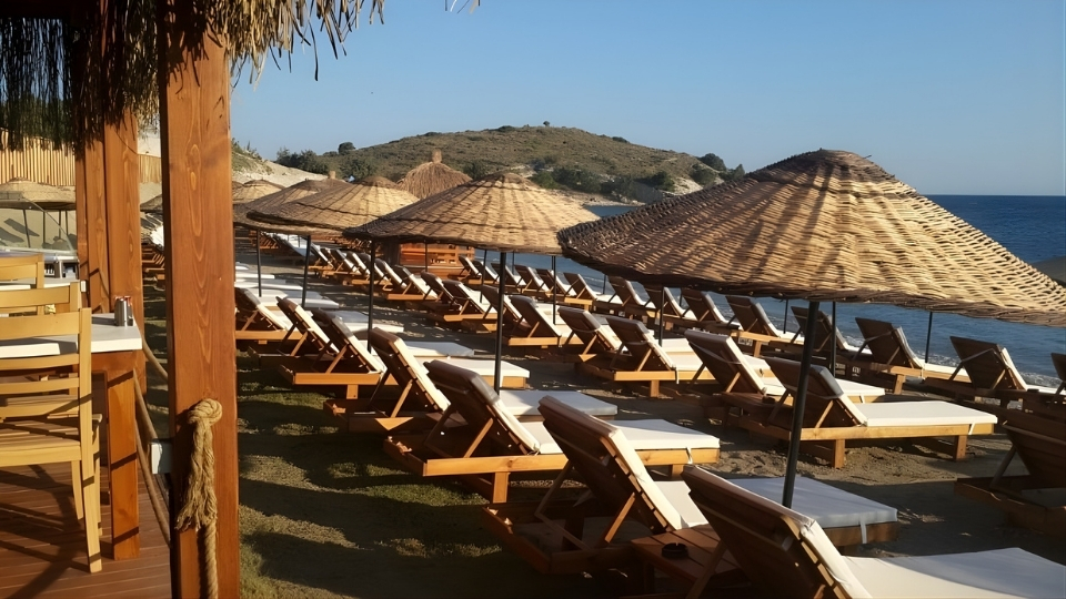 bambu hasir cati dekorasyon